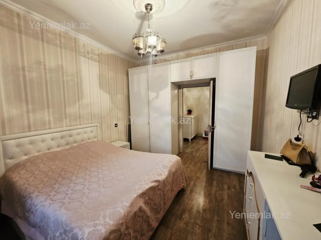 Satılır 3 otaqlı yeni tikili 76 m²