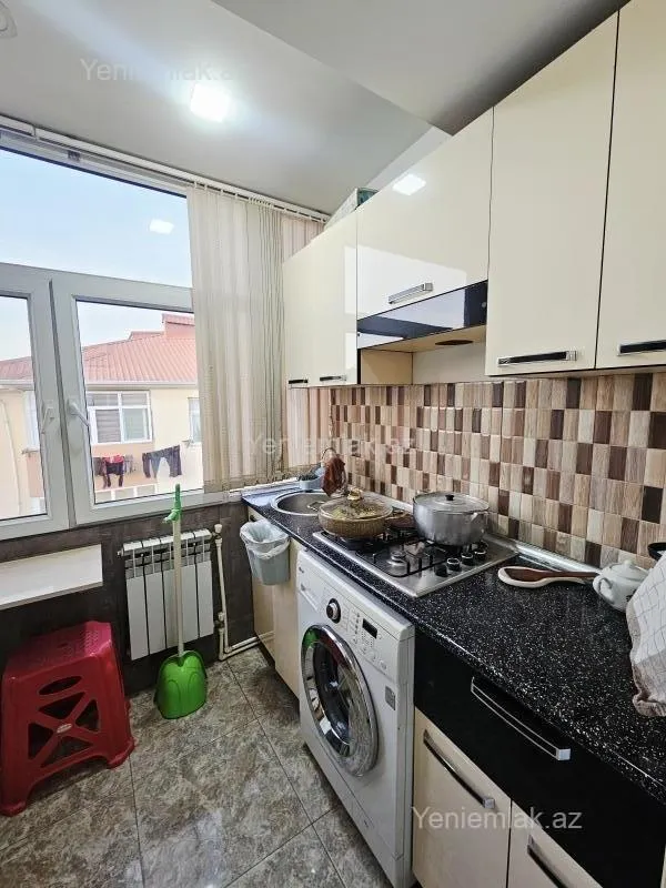Satılır 3 otaqlı yeni tikili 76 m²