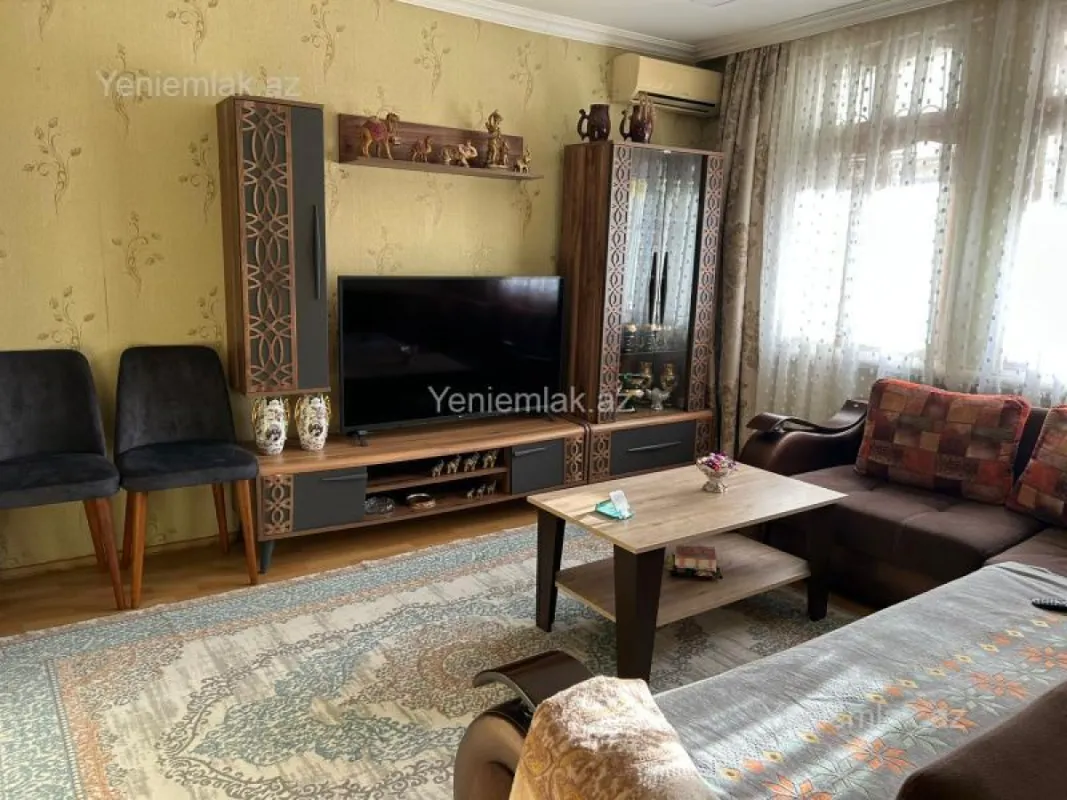 Satılır 3 otaqlı köhnə tikili 60 m²