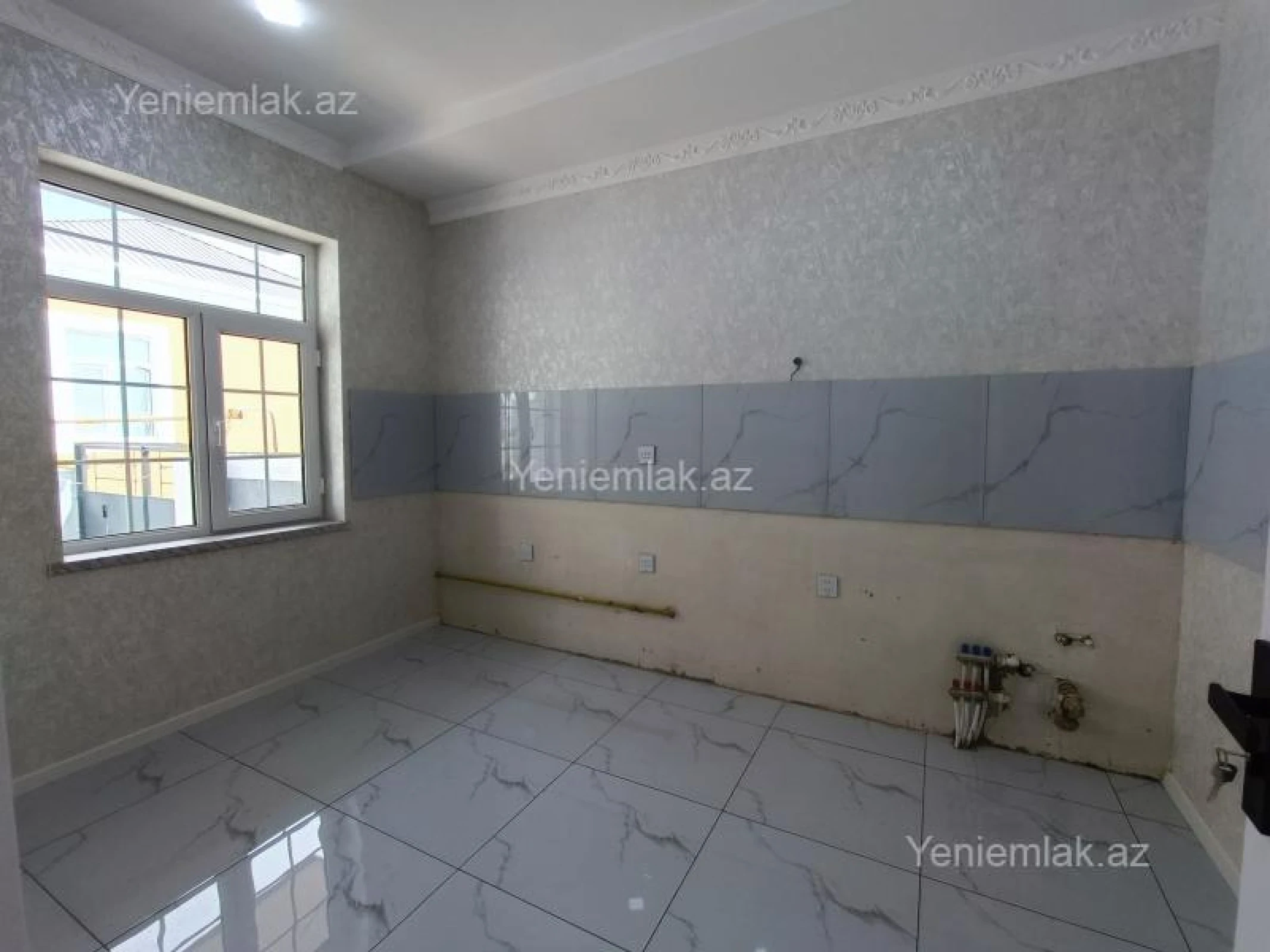 Satılır 3 otaqlı həyət evi 80 m²