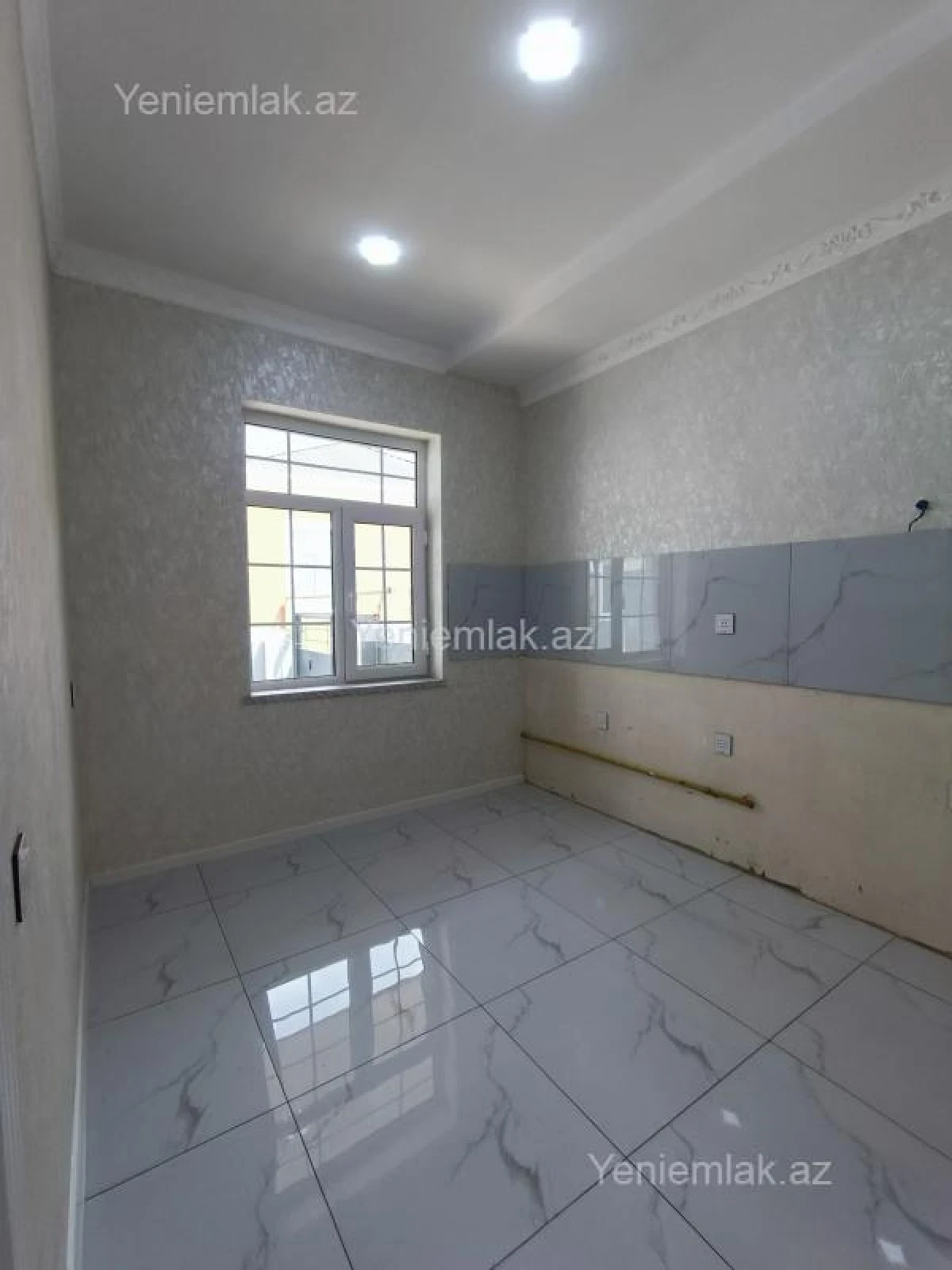 Satılır 3 otaqlı həyət evi 80 m²