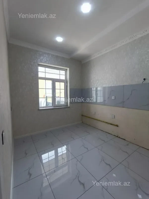 Satılır 3 otaqlı həyət evi 80 m²