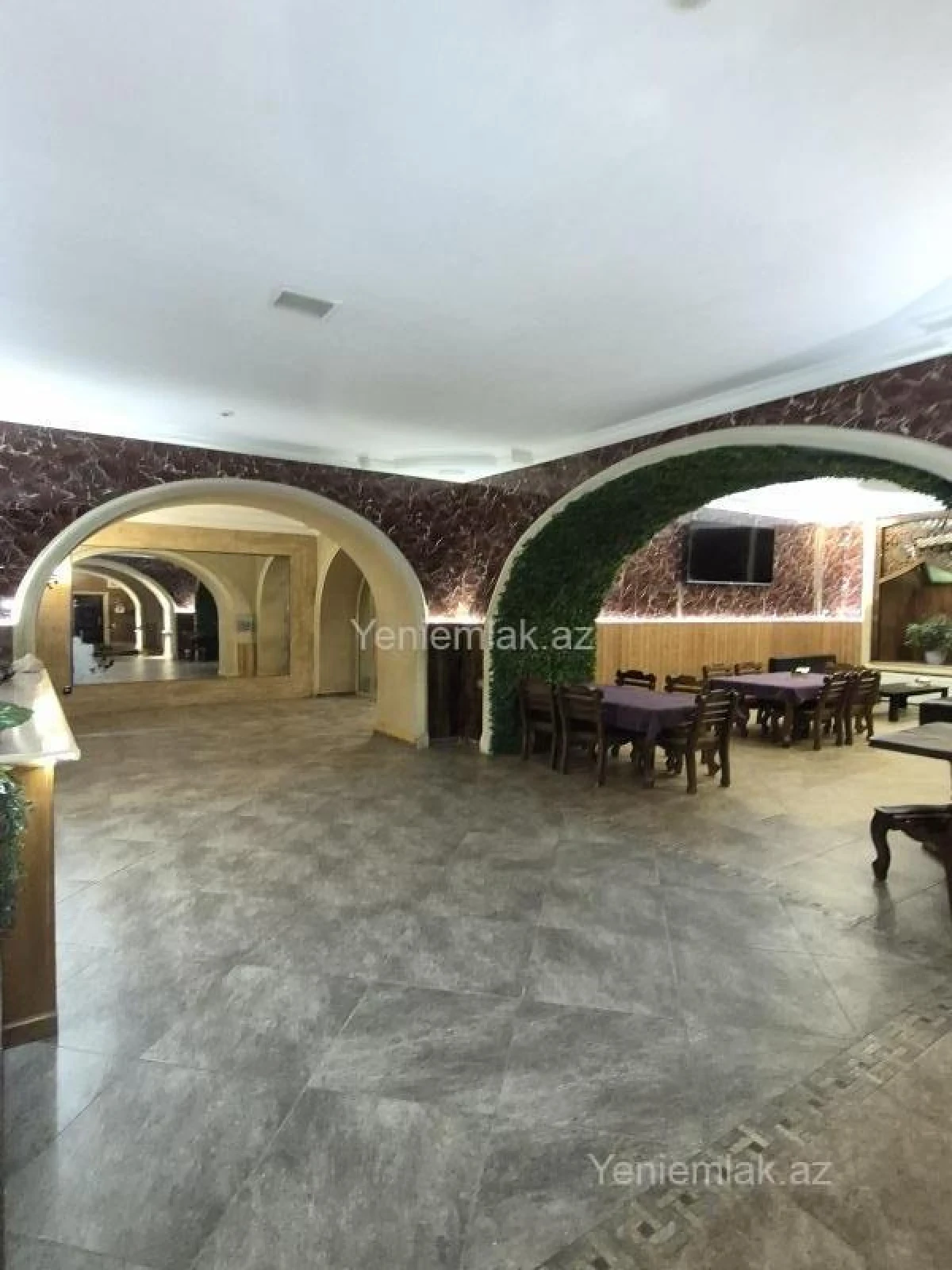 Satılır 7 otaqlı obyekt 250 m²