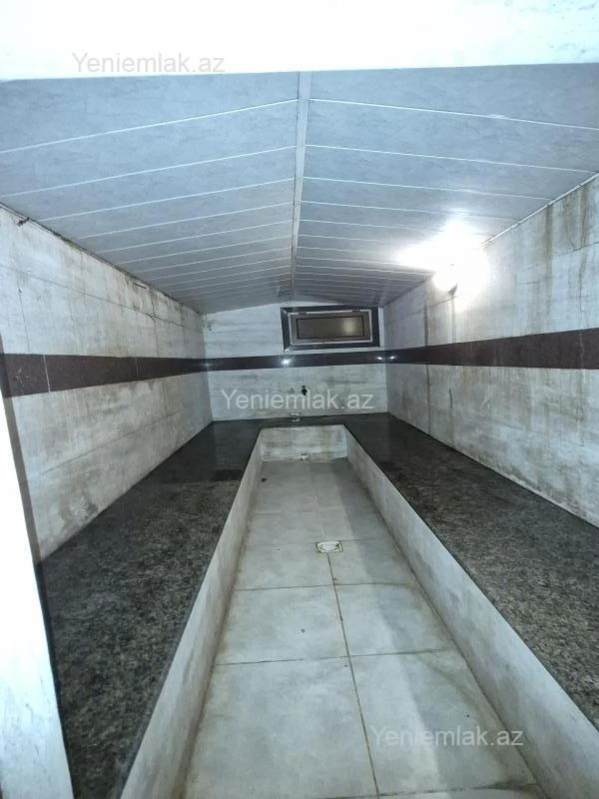 Satılır 7 otaqlı obyekt 250 m²