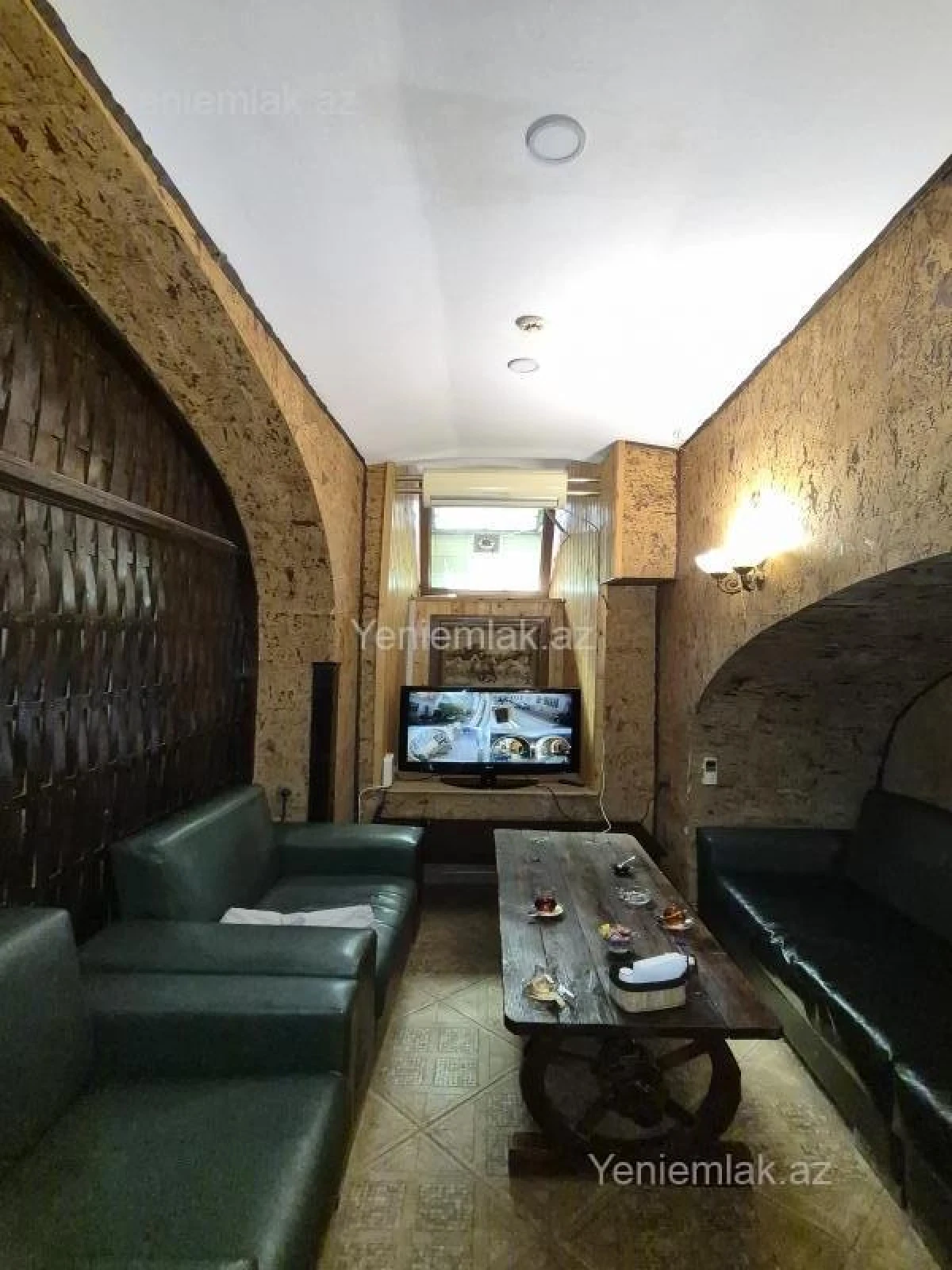 Satılır 7 otaqlı obyekt 250 m²