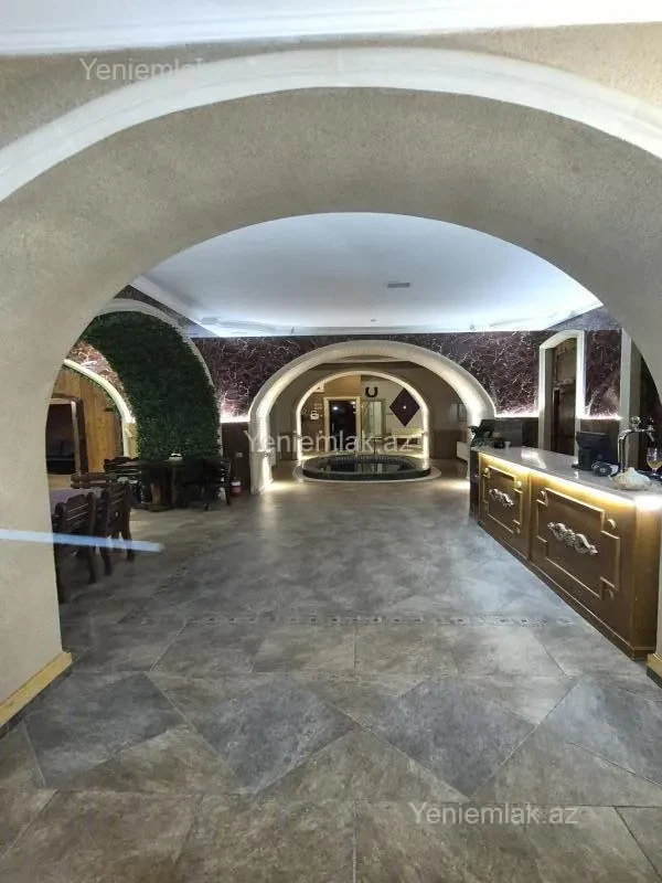 Satılır 7 otaqlı obyekt 250 m²