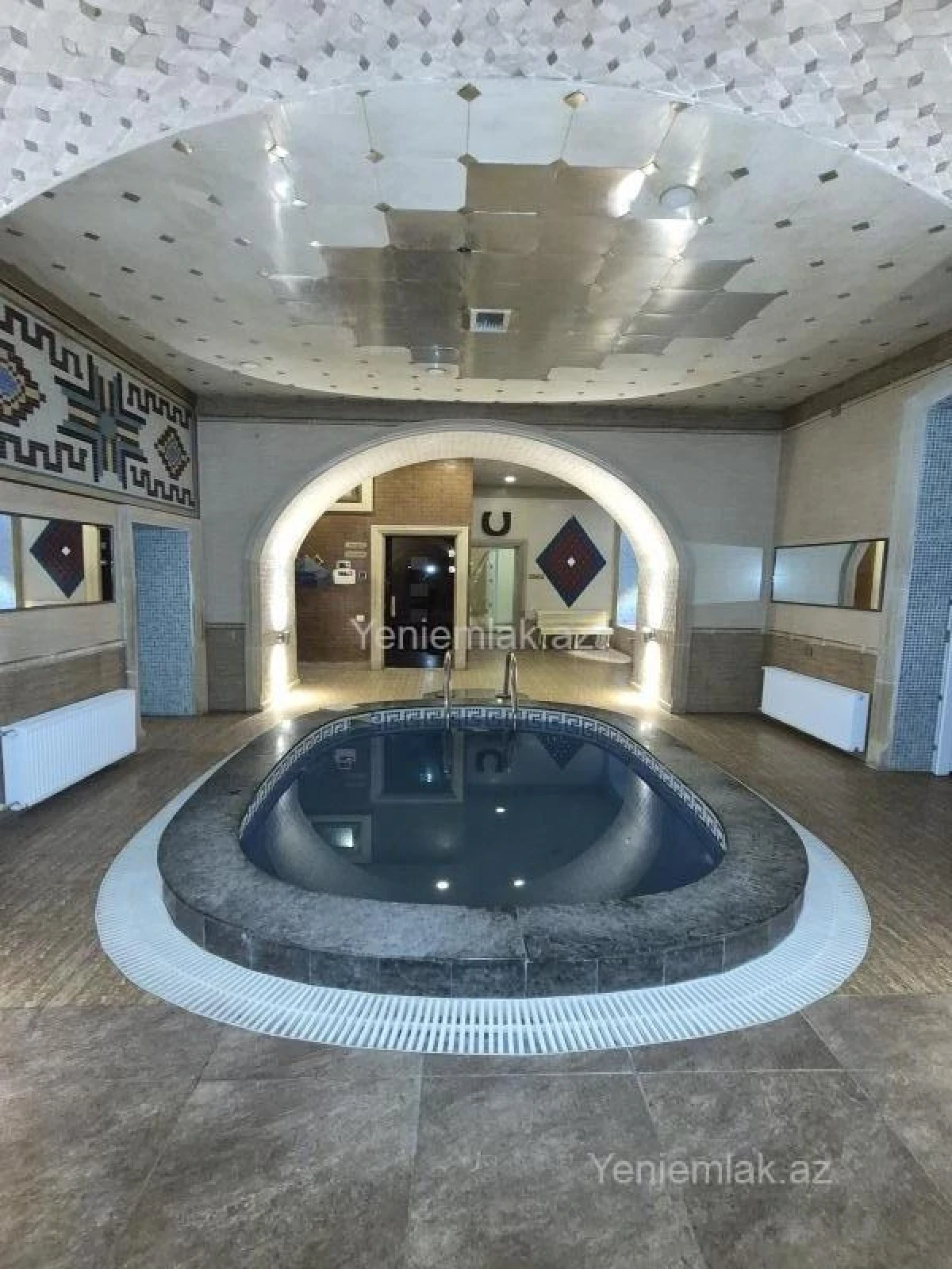 Satılır 7 otaqlı obyekt 250 m²