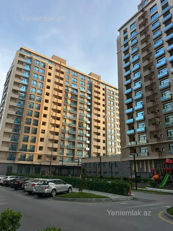Satılır 3 otaqlı yeni tikili 105 m²