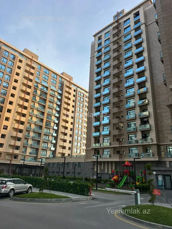Satılır 3 otaqlı yeni tikili 105 m²