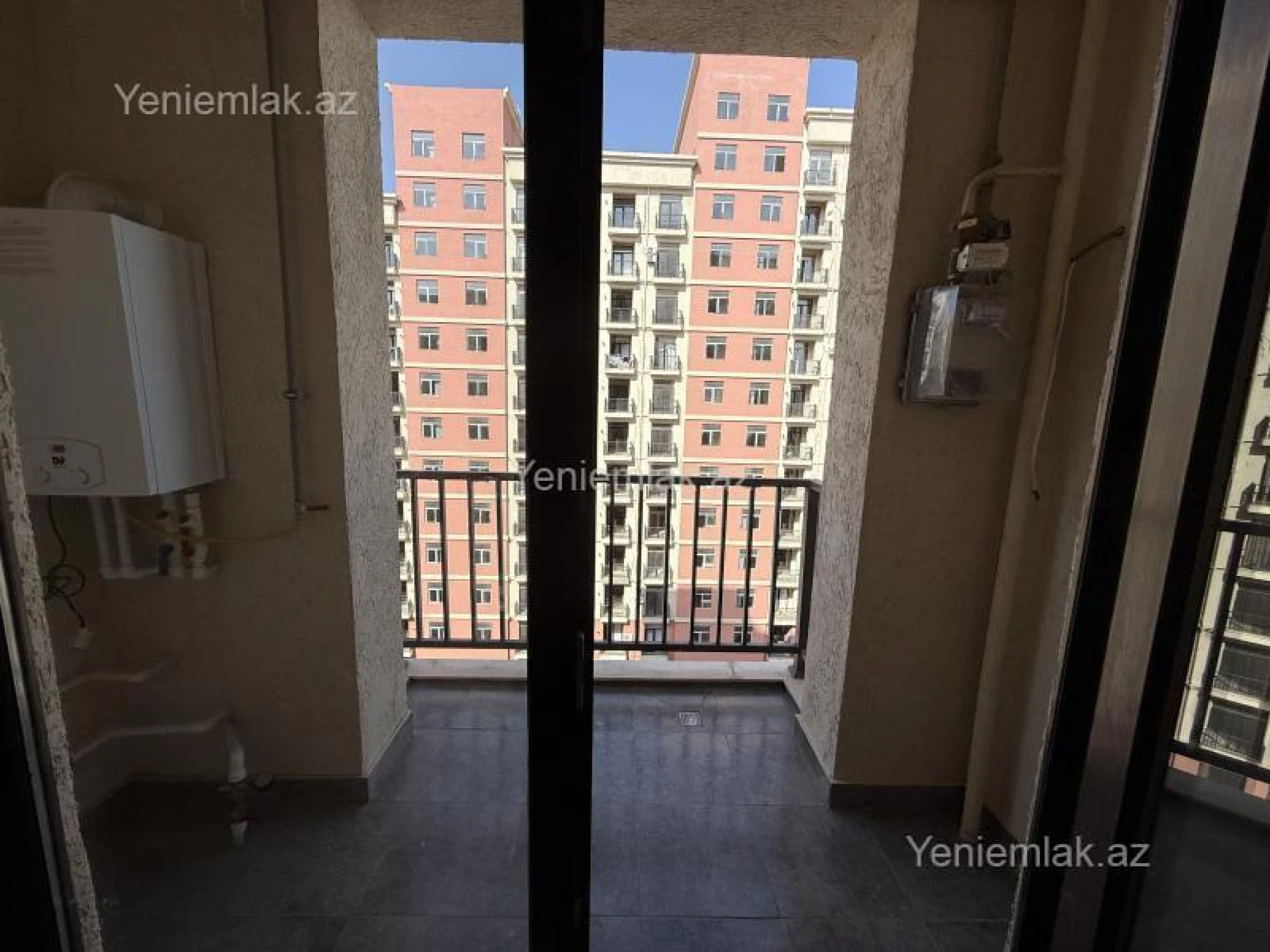 Satılır 2 otaqlı yeni tikili 63 m²