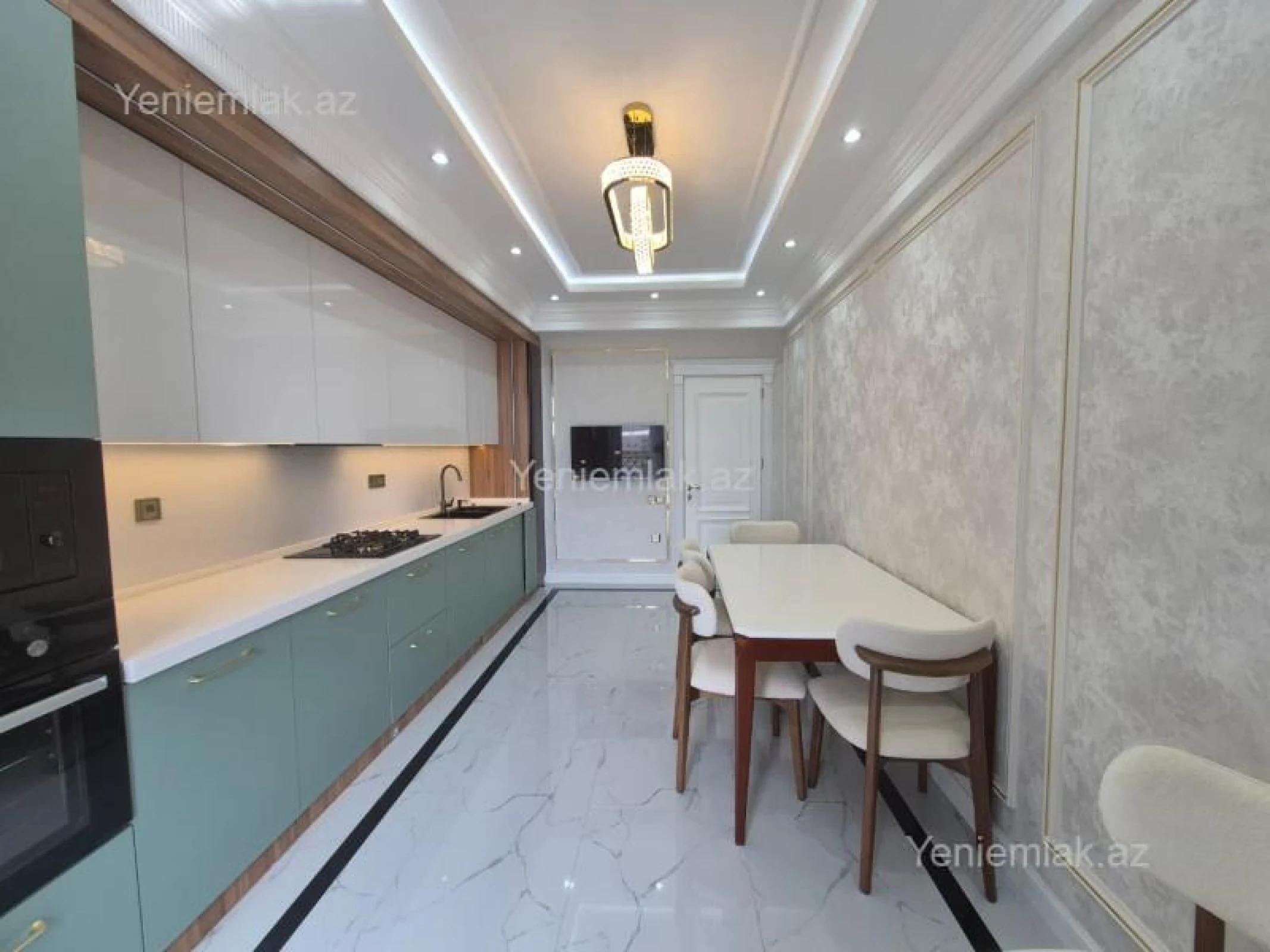 Satılır 4 otaqlı yeni tikili 174 m²
