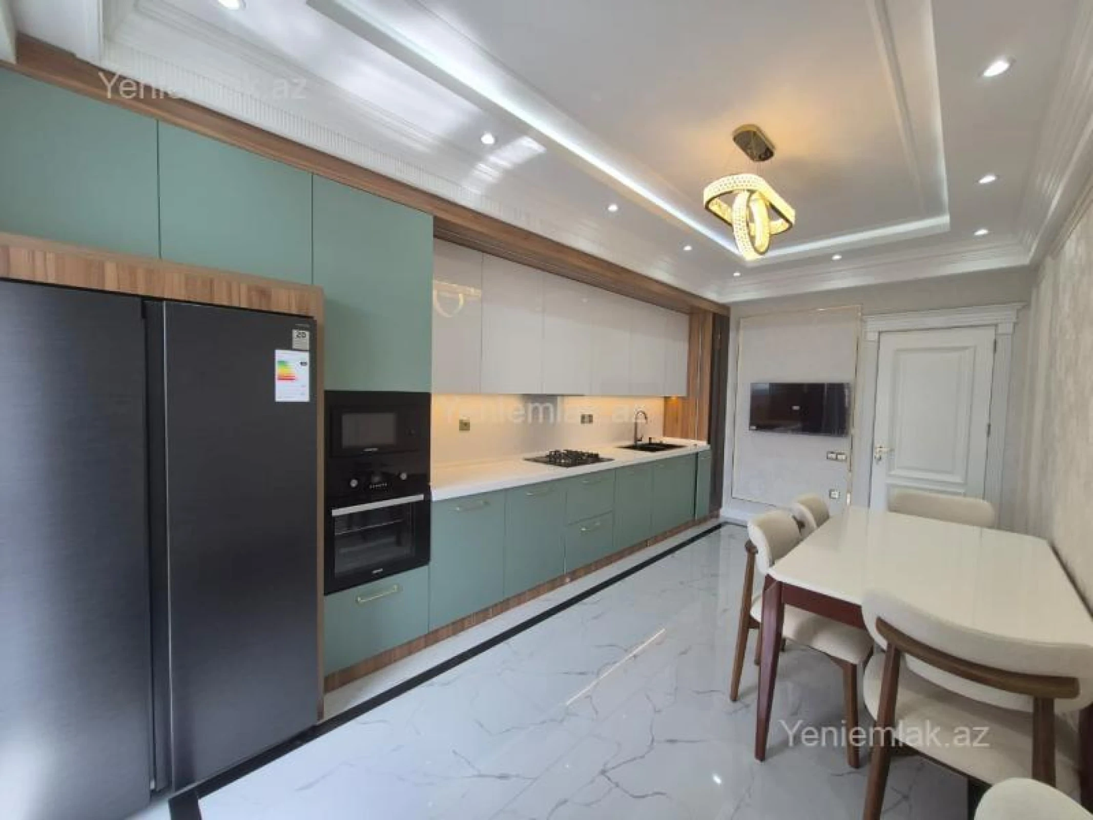 Satılır 4 otaqlı yeni tikili 174 m²