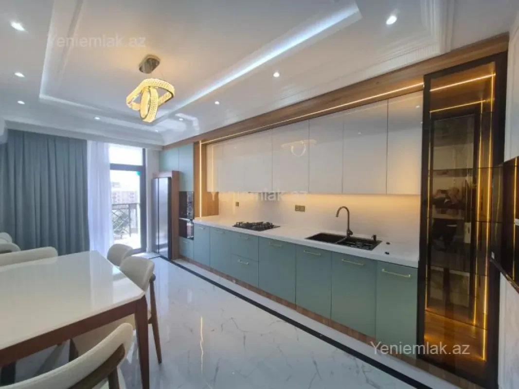 Satılır 4 otaqlı yeni tikili 174 m²