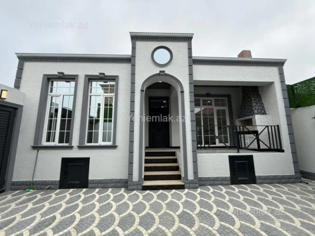 Satılır 4 otaqlı həyət evi 130 m²
