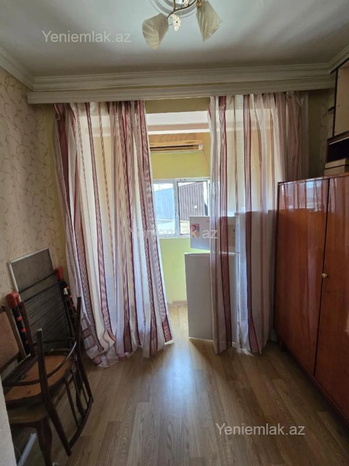 Satılır 2 otaqlı köhnə tikili 40 m²