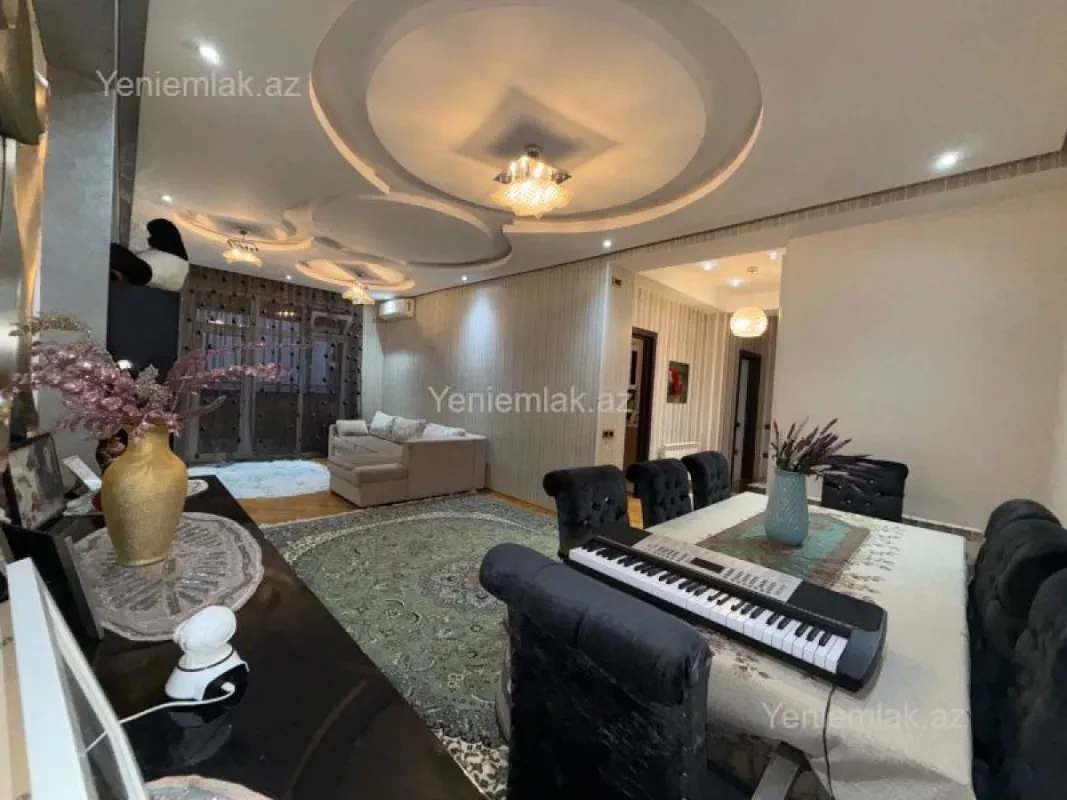 Satılır 2 otaqlı yeni tikili 88 m²