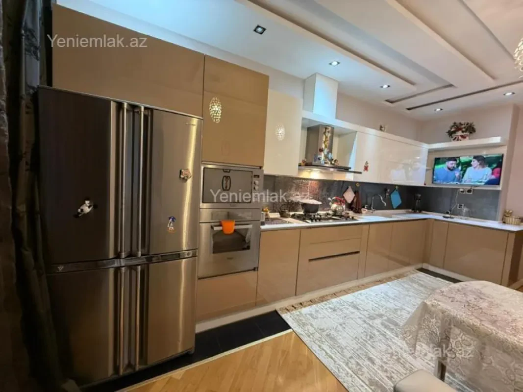 Satılır 2 otaqlı yeni tikili 88 m²