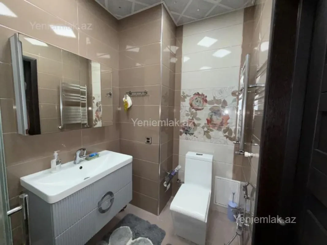 Satılır 2 otaqlı yeni tikili 88 m²