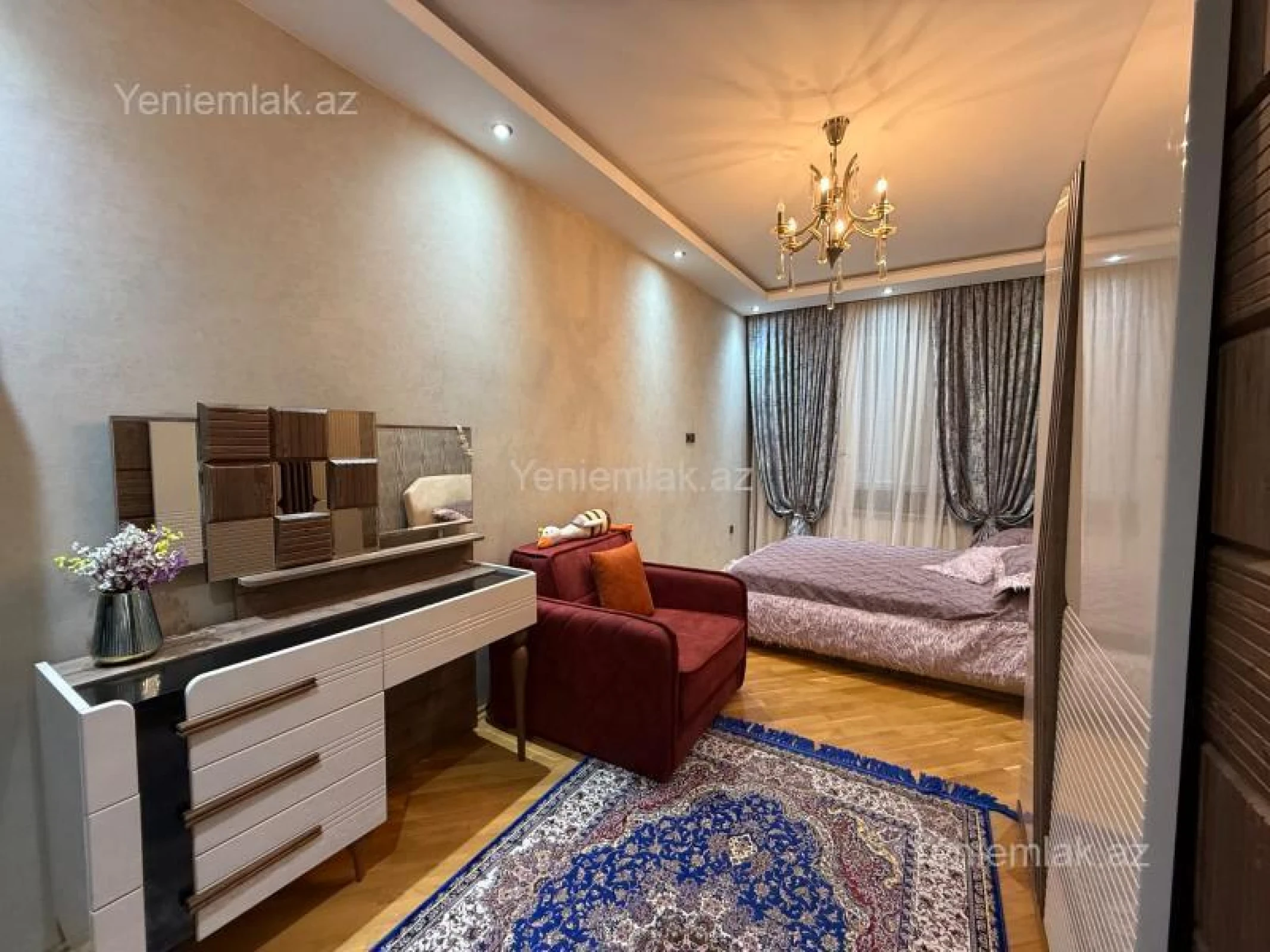Satılır 2 otaqlı yeni tikili 88 m²