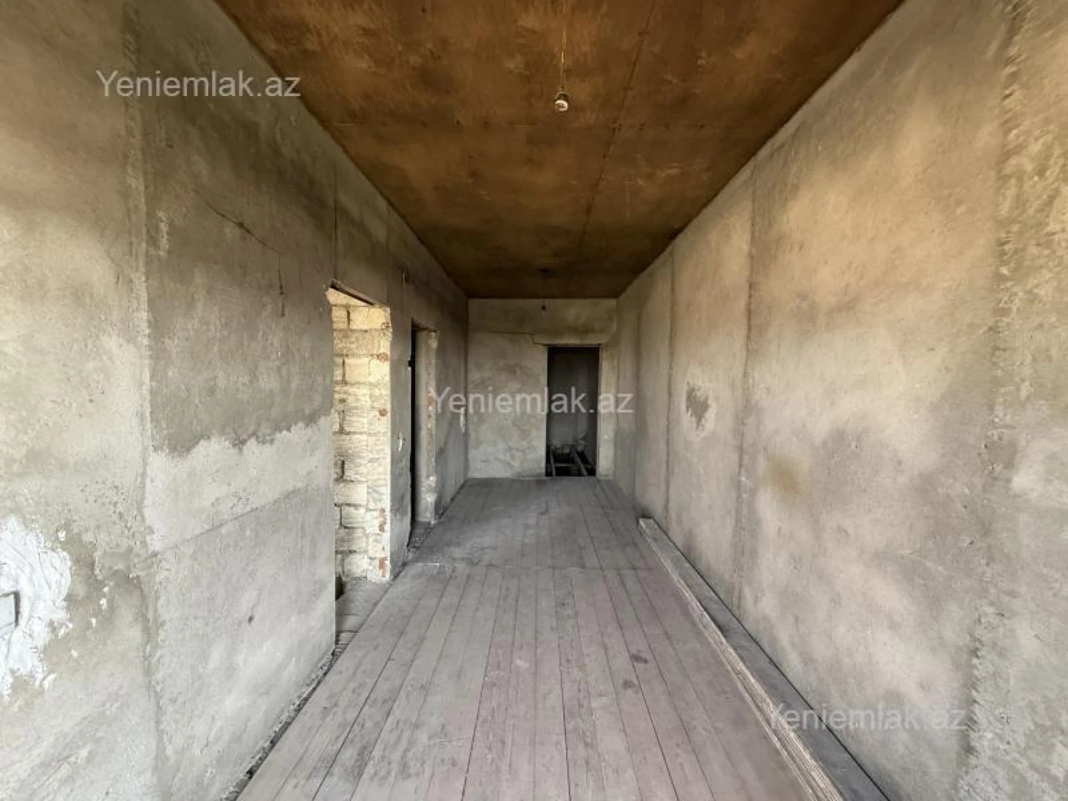 Satılır 4 otaqlı həyət evi 100 m²