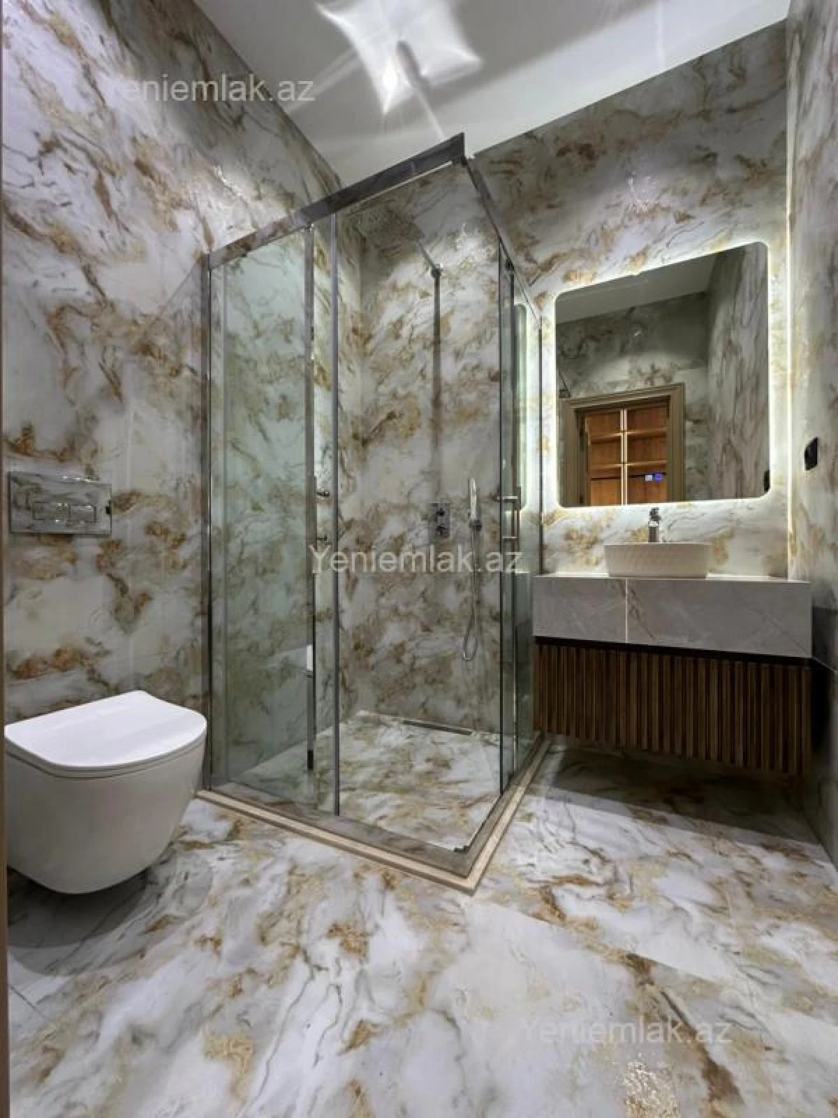 Satılır 5 otaqlı həyət evi 220 m²