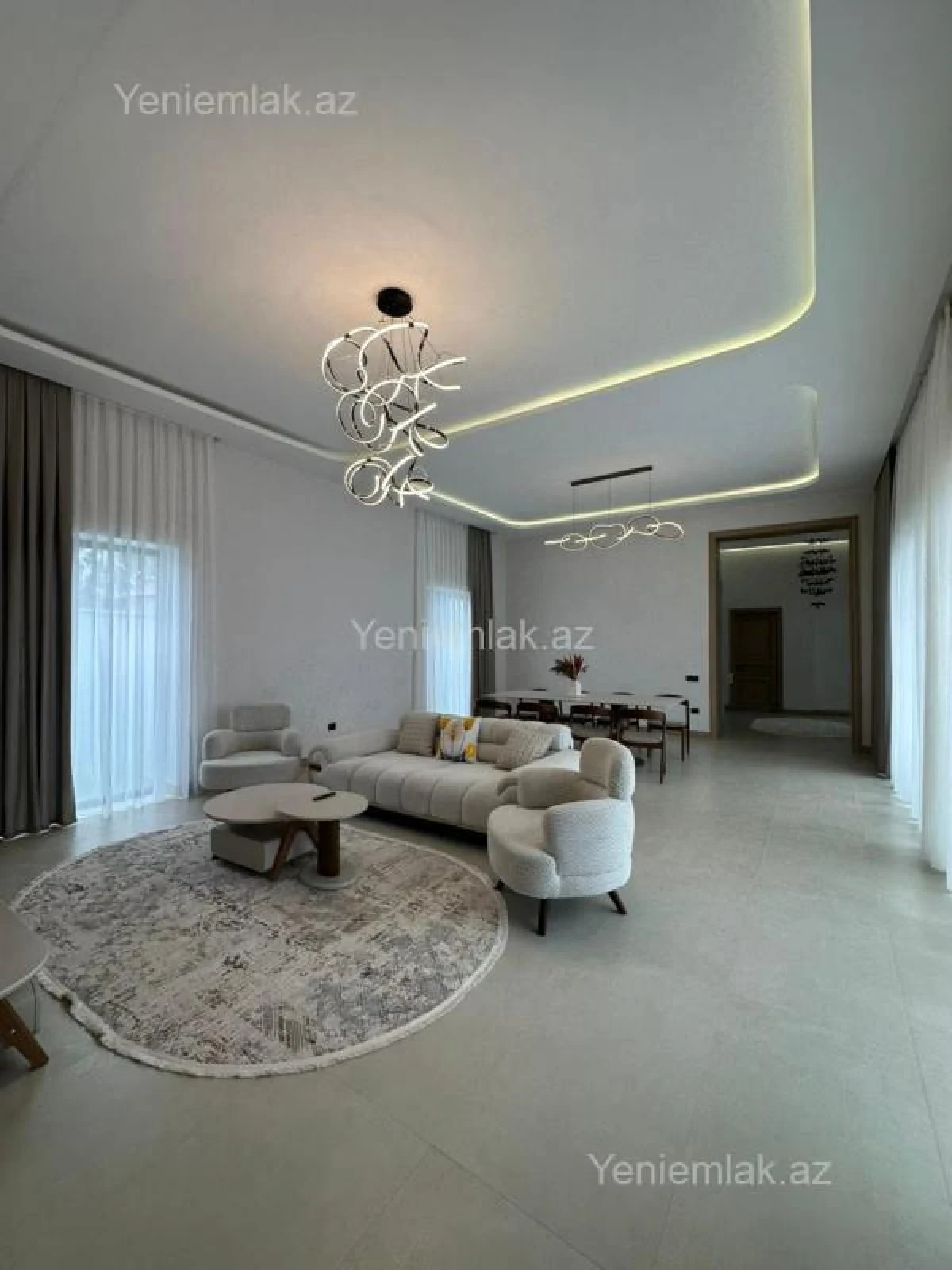 Satılır 5 otaqlı həyət evi 220 m²
