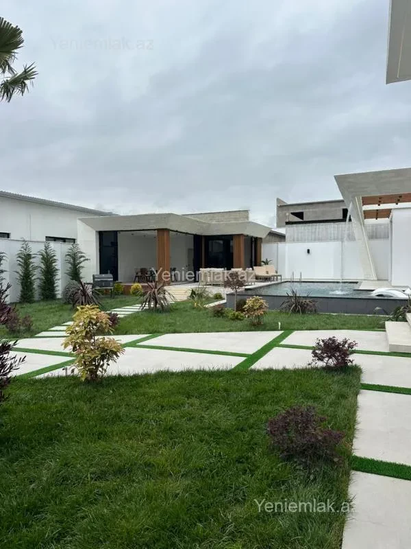 Satılır 5 otaqlı həyət evi 220 m²