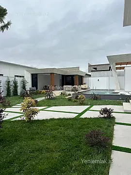 Satılır 5 otaqlı həyət evi 220 m²