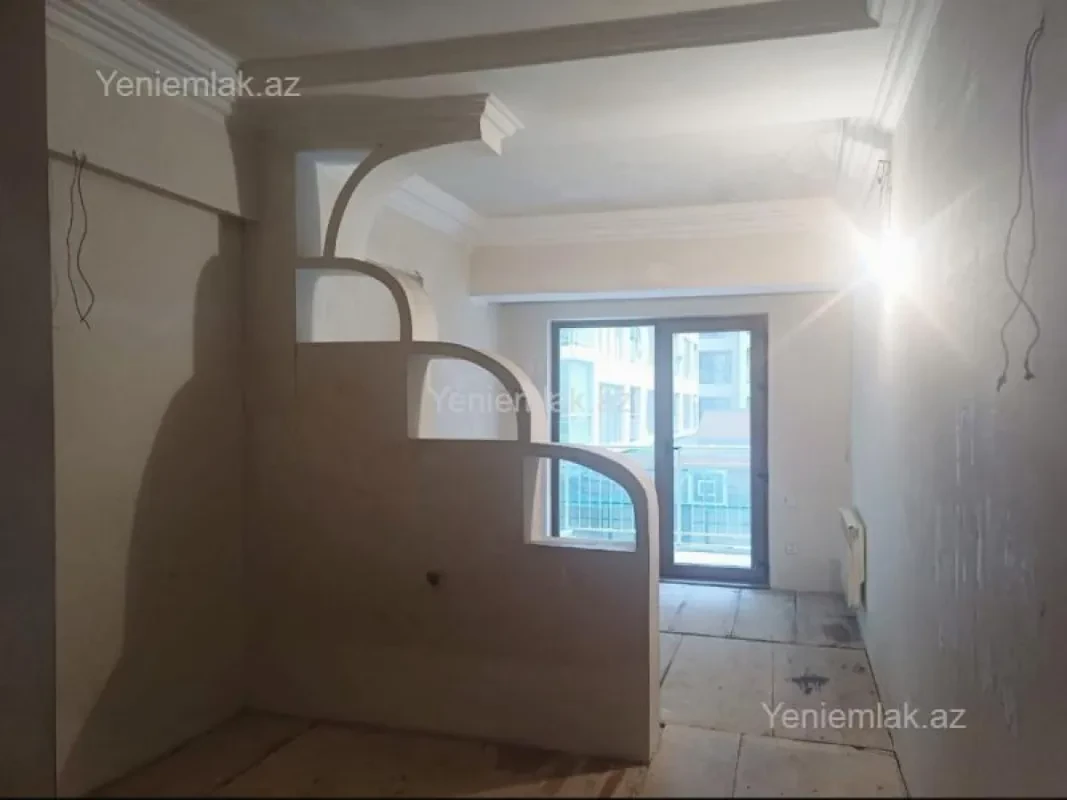 Satılır 3 otaqlı yeni tikili 120 m²