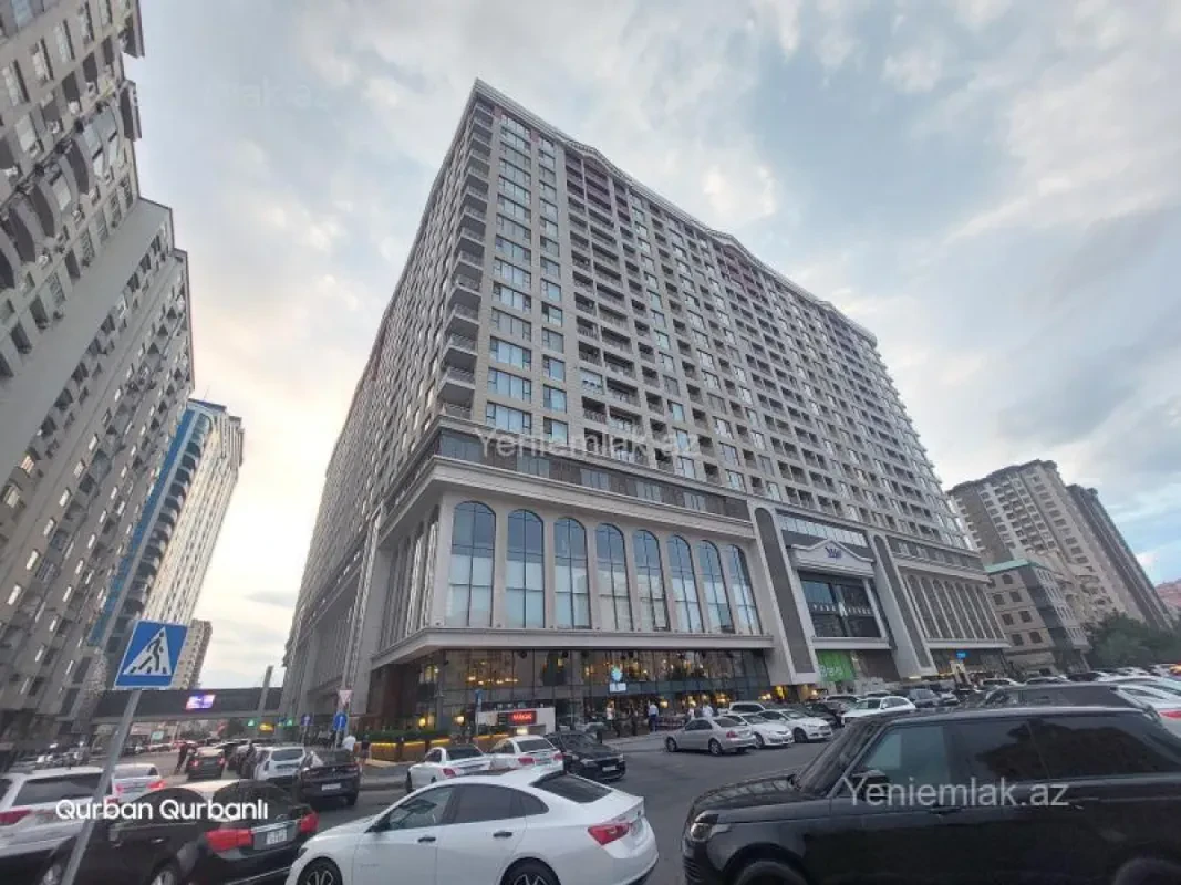 Satılır 3 otaqlı yeni tikili 120 m²