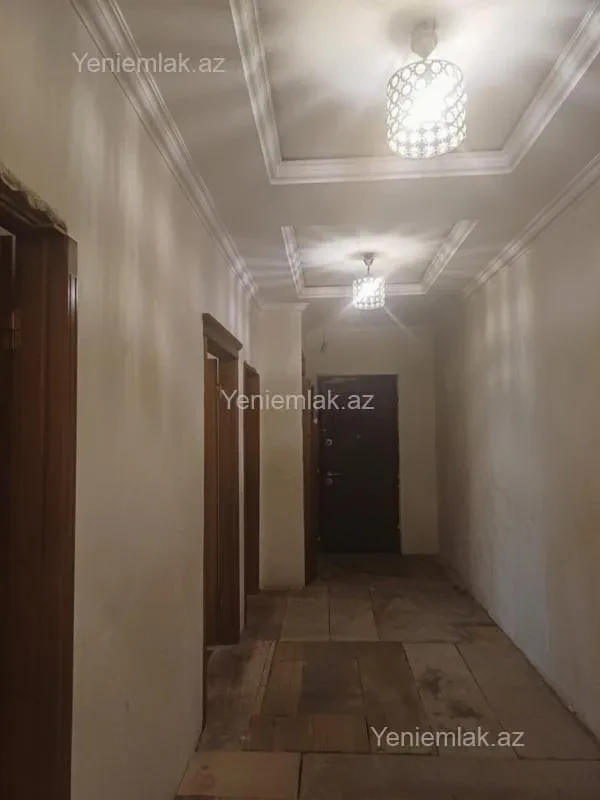 Satılır 3 otaqlı yeni tikili 120 m²