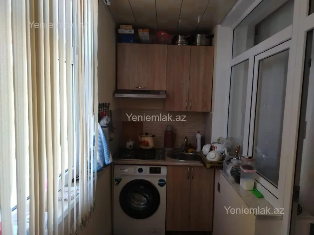 Satılır 1 otaqlı köhnə tikili 36 m²