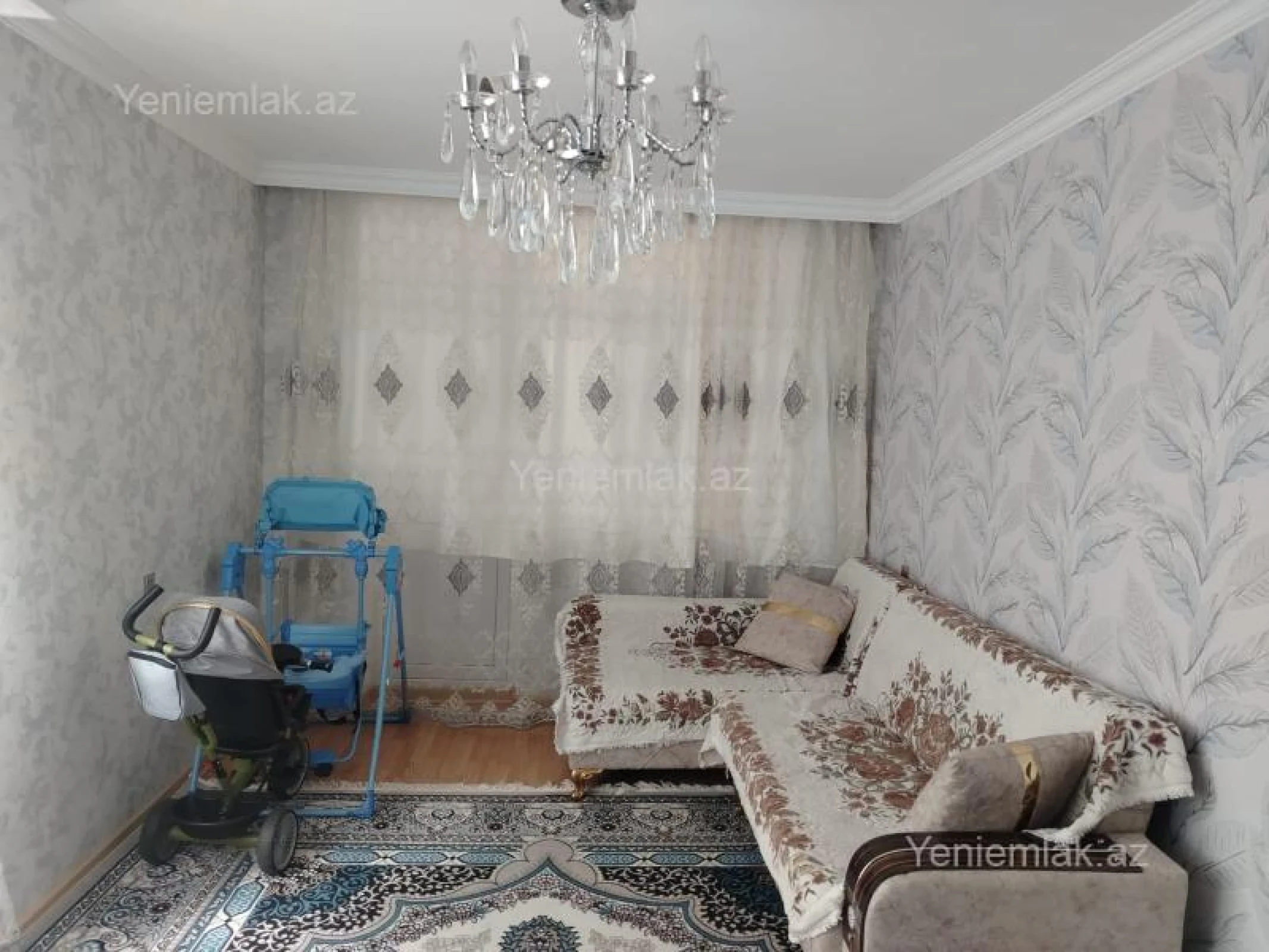 Satılır 1 otaqlı köhnə tikili 36 m²