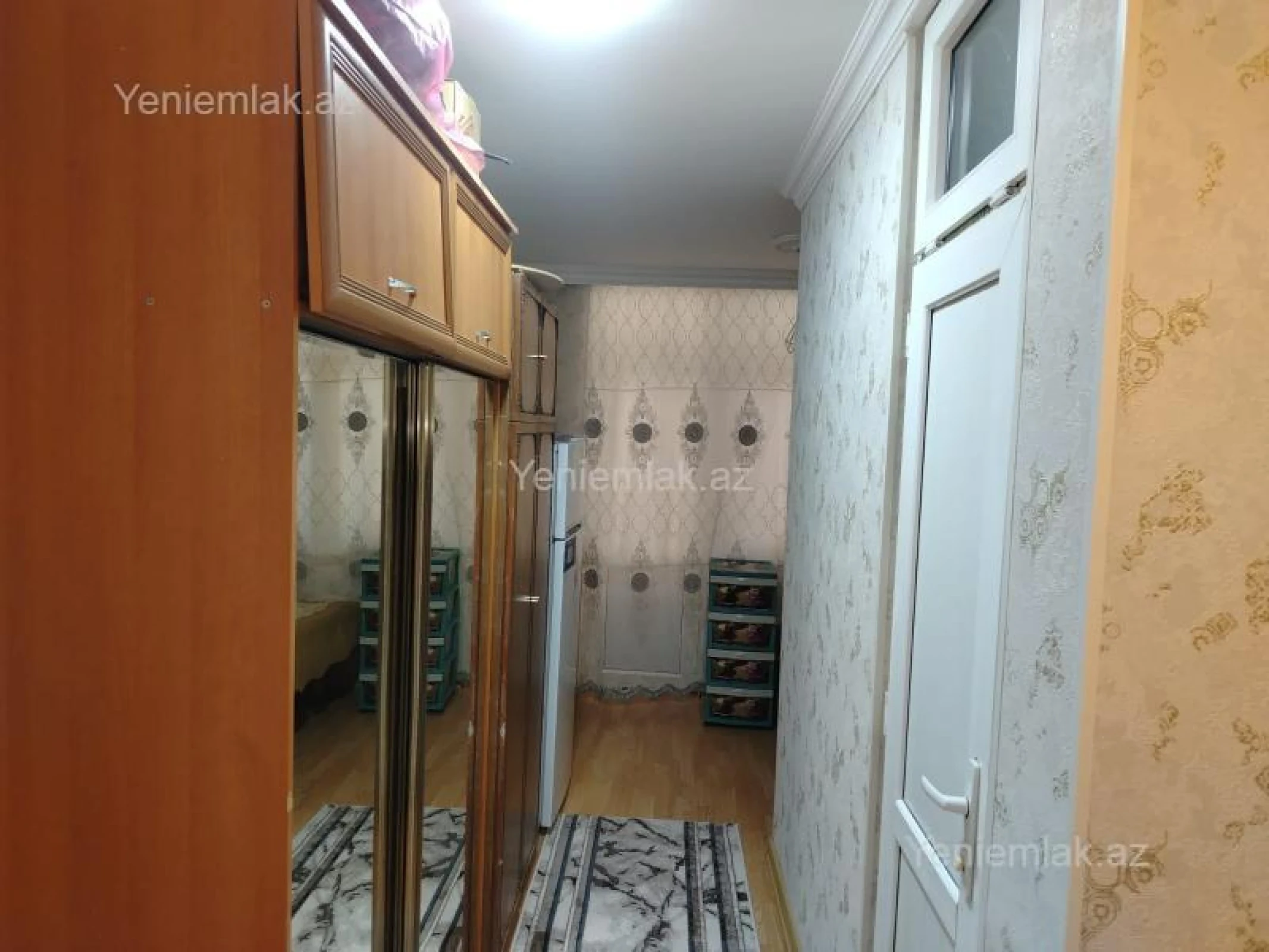 Satılır 1 otaqlı köhnə tikili 36 m²