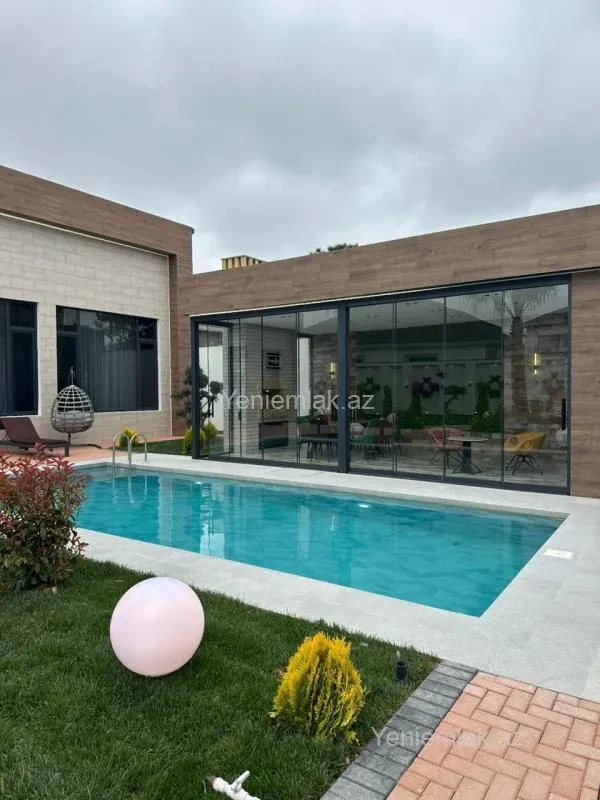 Satılır 5 otaqlı həyət evi 280 m²