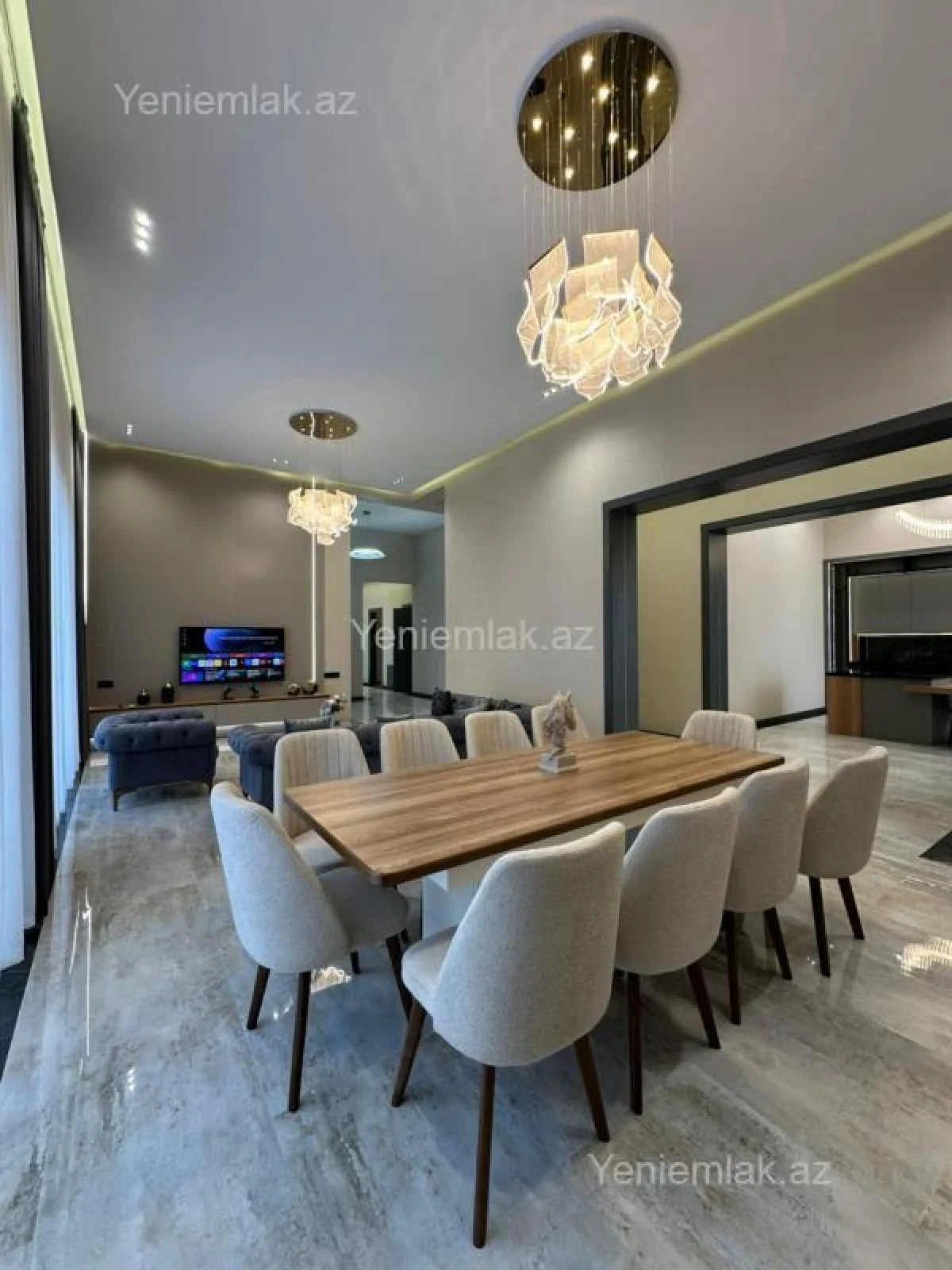 Satılır 5 otaqlı həyət evi 280 m²