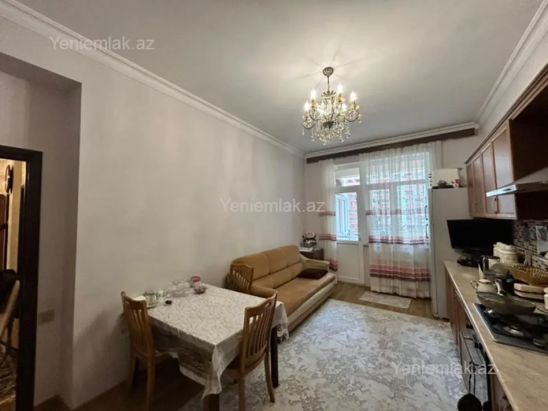 Satılır 2 otaqlı yeni tikili 95 m²