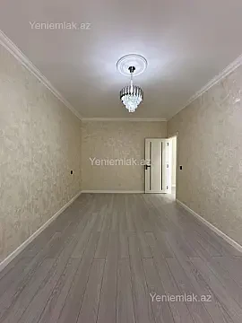 Satılır 2 otaqlı köhnə tikili 60 m²