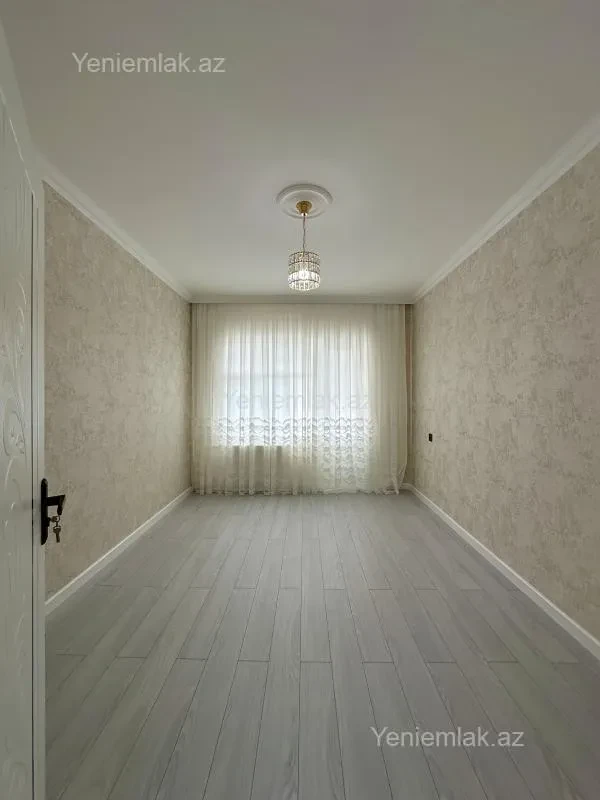 Satılır 2 otaqlı köhnə tikili 60 m²