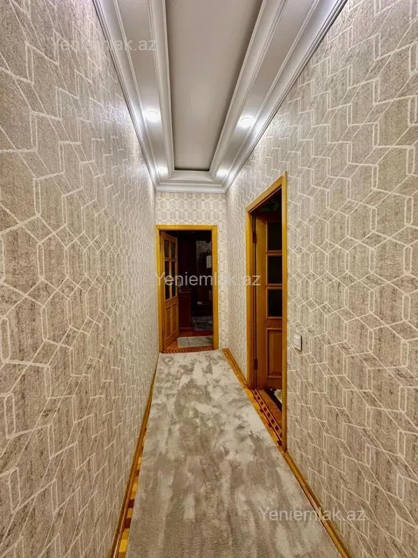 Satılır 5 otaqlı köhnə tikili 120 m²