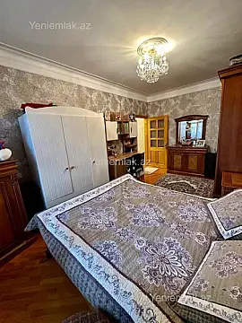 Satılır 5 otaqlı köhnə tikili 120 m²