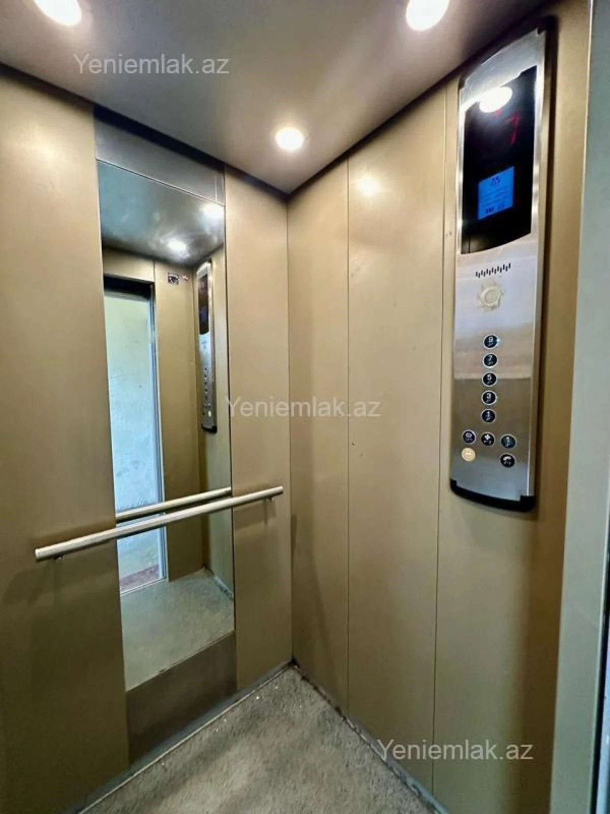 Satılır 5 otaqlı köhnə tikili 120 m²