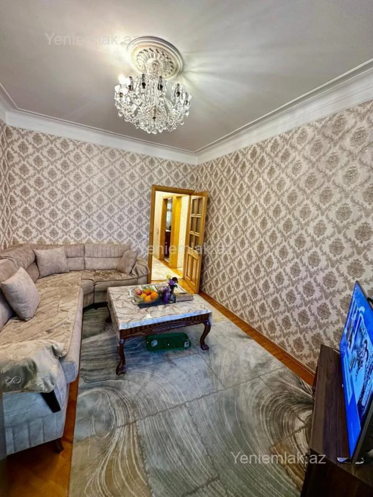 Satılır 5 otaqlı köhnə tikili 120 m²