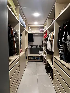 Satılır 4 otaqlı yeni tikili 220 m²
