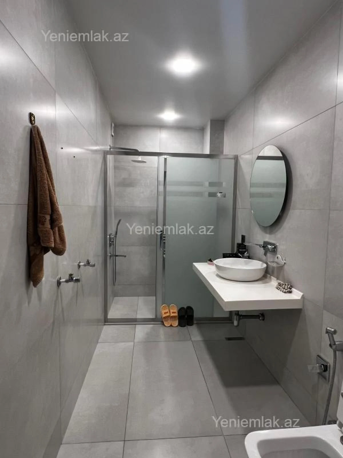 Satılır 4 otaqlı yeni tikili 220 m²