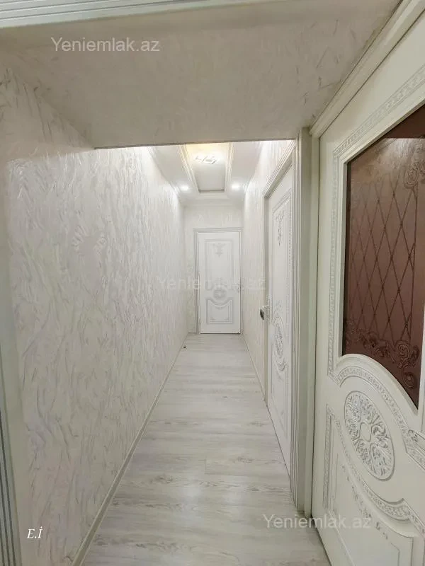 Satılır 4 otaqlı köhnə tikili 86 m²