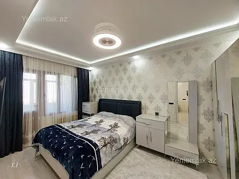 Satılır 4 otaqlı köhnə tikili 86 m²