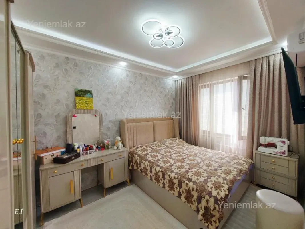 Satılır 4 otaqlı köhnə tikili 86 m²