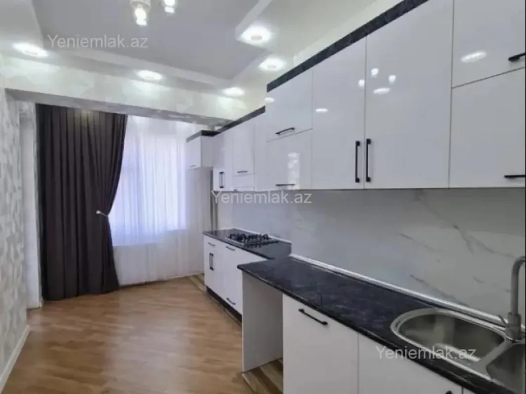 Satılır 2 otaqlı yeni tikili 80 m²