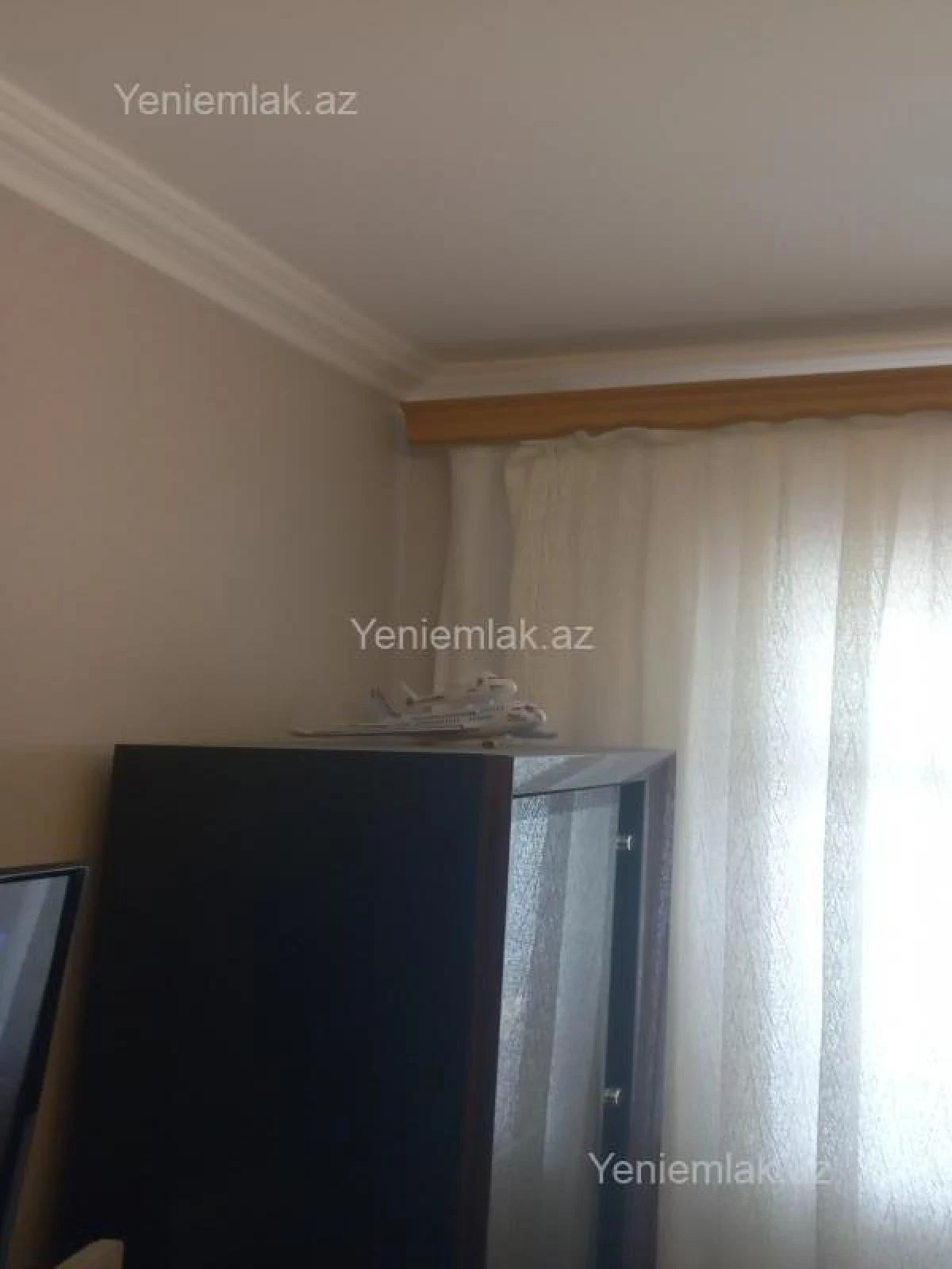 Satılır 2 otaqlı köhnə tikili 56 m²